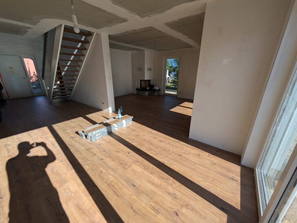 Vinylboden fachgerecht verlegt von Holzbau K. Jager in Mecklenburg-Vorpommern