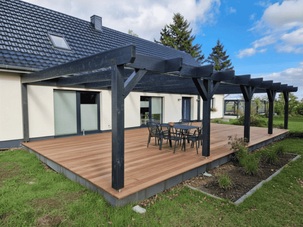 Terrasse mit Pergola bauen in Demmin