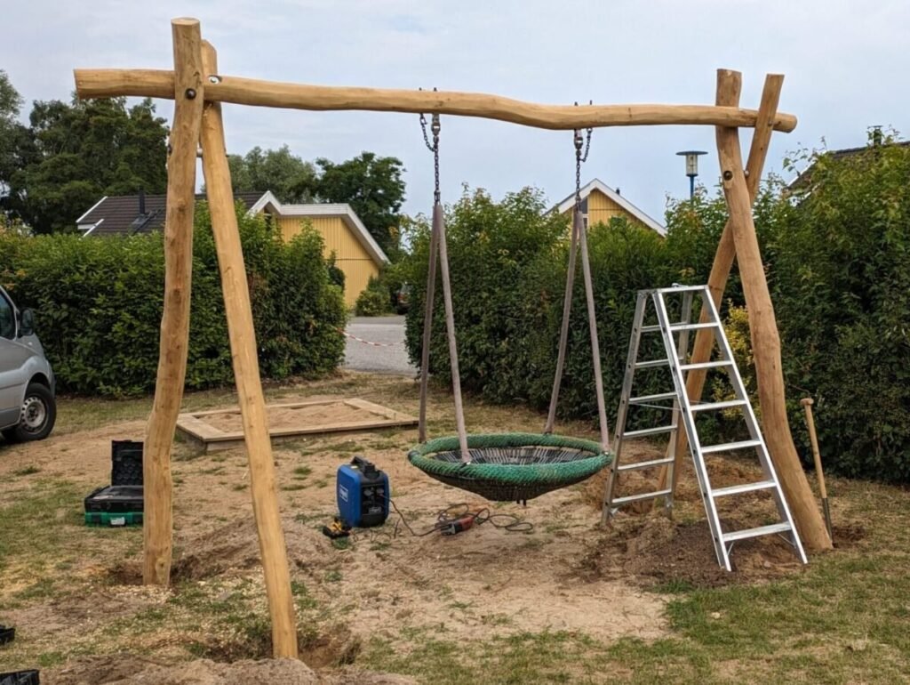 Spielplatzgeräte Bau und Reparatur